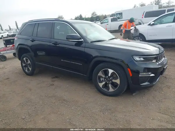 1C4RJYB65P8908590 2023 JEEP GRAND CHEROKEE - Image 1