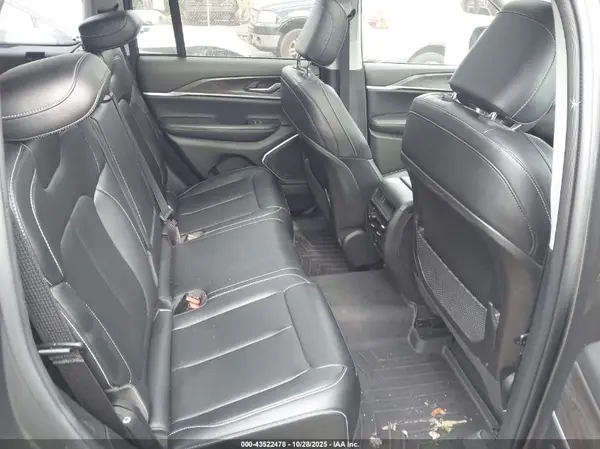 1C4RJYB65PC588992 2023 JEEP GRAND CHEROKEE - Image 8