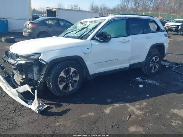 1C4RJYB65RC108145 2024 JEEP GRAND CHEROKEE - Image 2