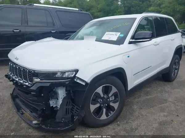 1C4RJYB65RC681692 2024 JEEP GRAND CHEROKEE - Image 2