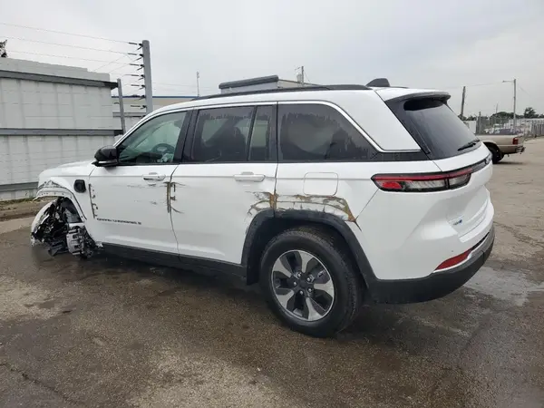 1C4RJYB65S8692538 2025 JEEP GRAND CHEROKEE - Image 2