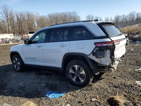 1C4RJYB66PC649704 2023 JEEP GRAND CHEROKEE - Image 2
