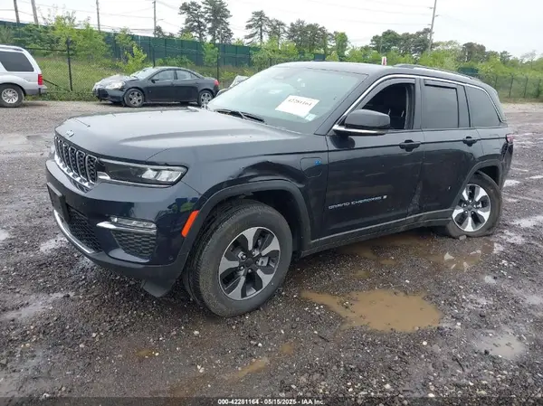 1C4RJYB66PC664736 2023 JEEP GRAND CHEROKEE - Image 2