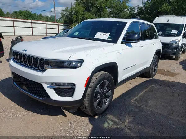 1C4RJYB66R8515989 2024 JEEP GRAND CHEROKEE - Image 2
