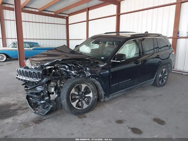 1C4RJYB66RC125049 2024 JEEP GRAND CHEROKEE - Image 2