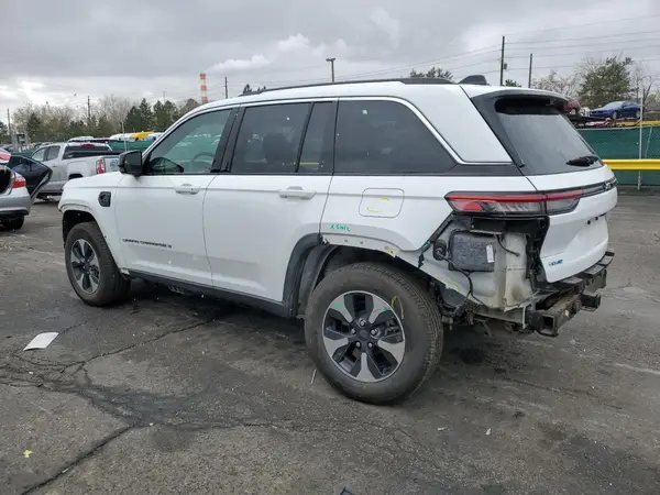 1C4RJYB66RC714862 2024 JEEP GRAND CHEROKEE - Image 2