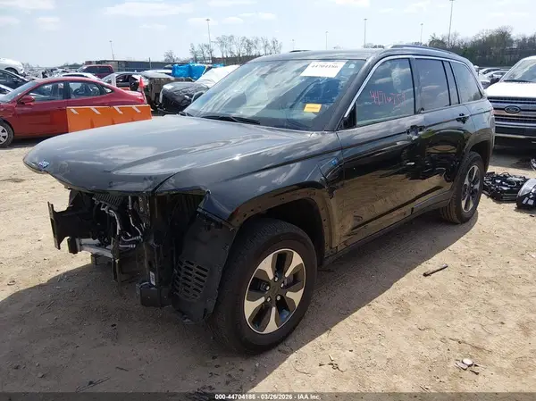 1C4RJYB66RC719236 2024 JEEP GRAND CHEROKEE - Image 2