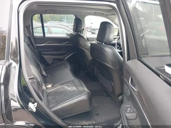 1C4RJYB67PC624035 2023 JEEP GRAND CHEROKEE - Image 8
