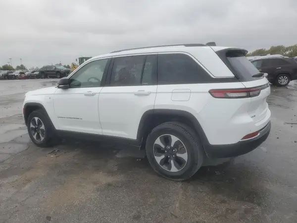 1C4RJYB67PC626223 2023 JEEP GRAND CHEROKEE - Image 2
