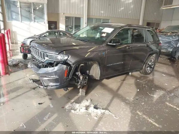 1C4RJYB67PC633365 2023 JEEP GRAND CHEROKEE - Image 2