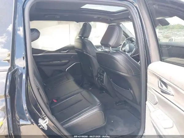1C4RJYB67RC120569 2024 JEEP GRAND CHEROKEE - Image 8