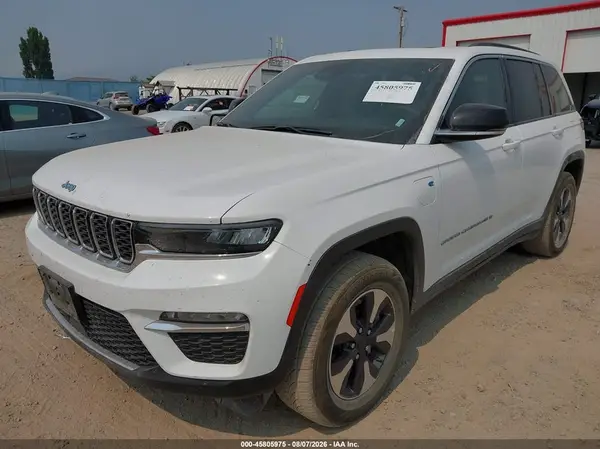 1C4RJYB67RC129367 2024 JEEP GRAND CHEROKEE - Image 2