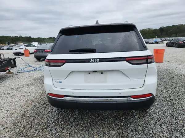 2024 JEEP GRAND CHEROKEE auction photo 6