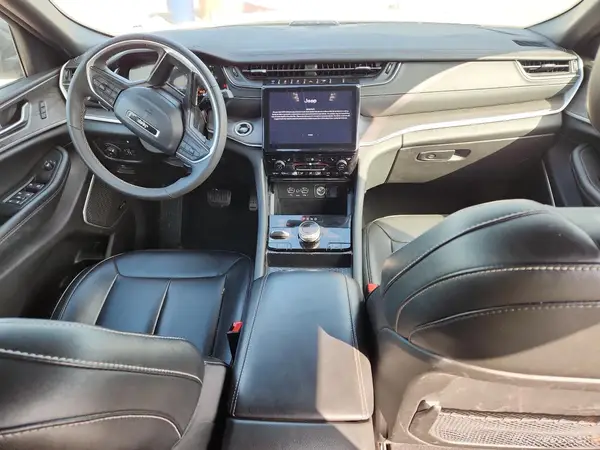 2024 JEEP GRAND CHEROKEE auction photo 8