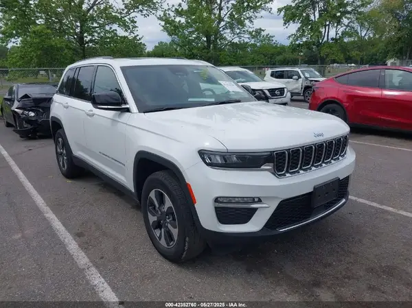 1C4RJYB68P8775243 2023 JEEP GRAND CHEROKEE - Image 1