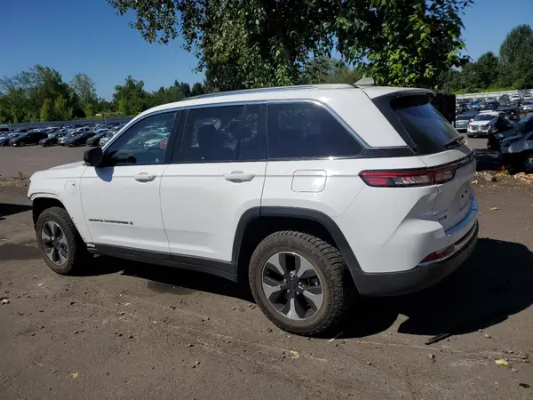 1C4RJYB68PC624075 2023 JEEP GRAND CHEROKEE - Image 2