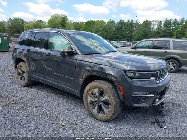 1C4RJYB68PC665709 2023 JEEP GRAND CHEROKEE - Image 1