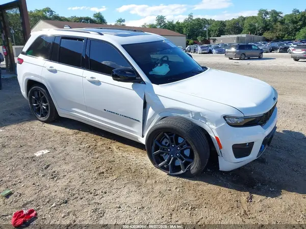 1C4RJYB68R8511765 2024 JEEP GRAND CHEROKEE - Image 1