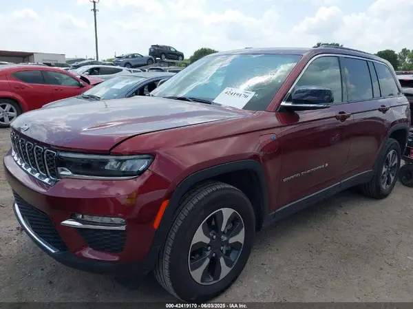 1C4RJYB68R8516058 2024 JEEP GRAND CHEROKEE - Image 2