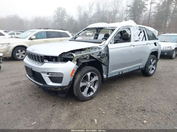 1C4RJYB68RC110262 2024 JEEP GRAND CHEROKEE - Image 2