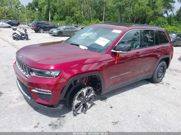 1C4RJYB68RC124856 2024 JEEP GRAND CHEROKEE - Image 2