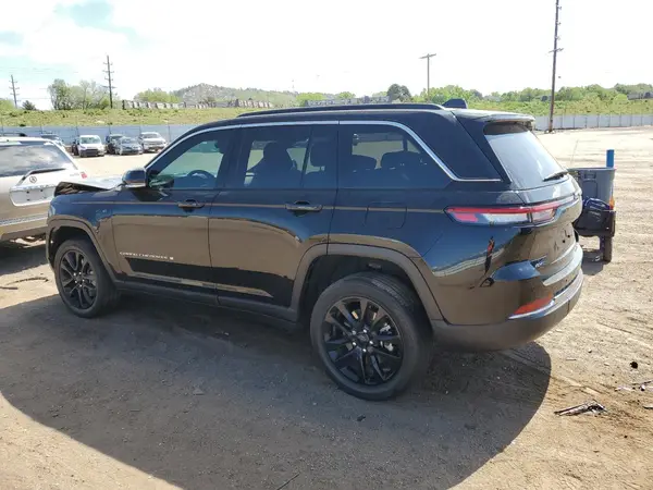 1C4RJYB68RC253356 2024 JEEP GRAND CHEROKEE - Image 2