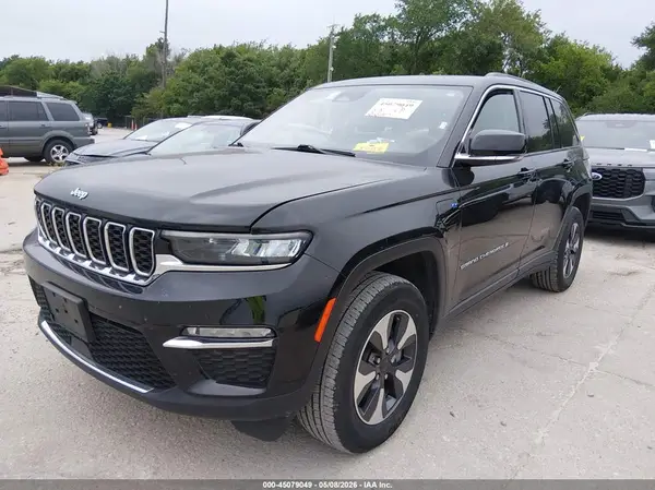 1C4RJYB68RC710182 2024 JEEP GRAND CHEROKEE - Image 2