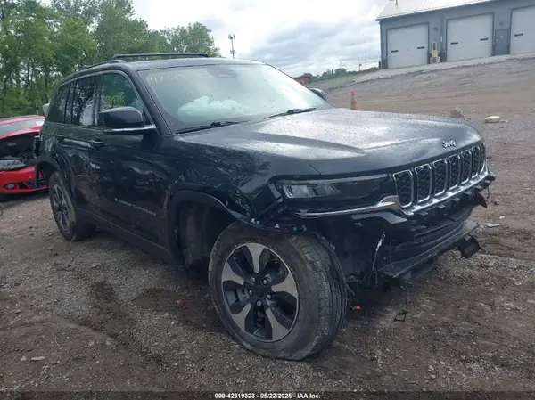 1C4RJYB69N8715243 2022 JEEP GRAND CHEROKEE - Image 1