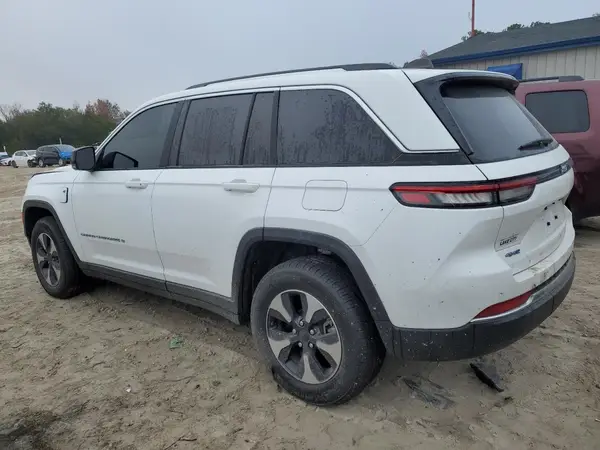 1C4RJYB69N8748985 2022 JEEP GRAND CHEROKEE - Image 2