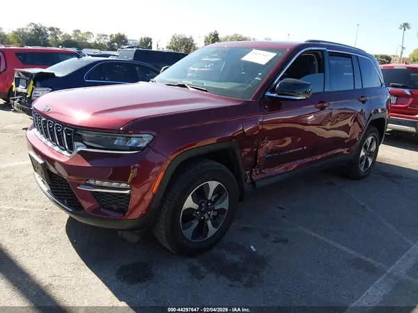 1C4RJYB69PC612131 2023 JEEP GRAND CHEROKEE - Image 2