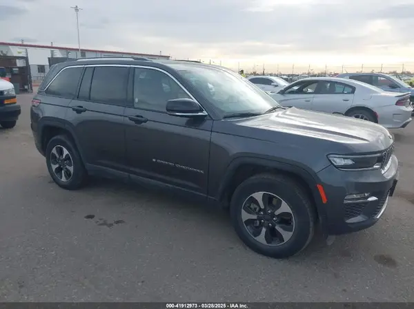 1C4RJYB69PC633433 2023 JEEP GRAND CHEROKEE - Image 1