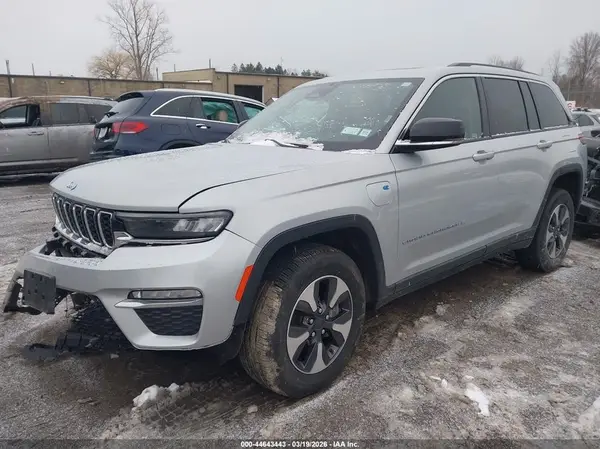 1C4RJYB69PC633450 2023 JEEP GRAND CHEROKEE - Image 2