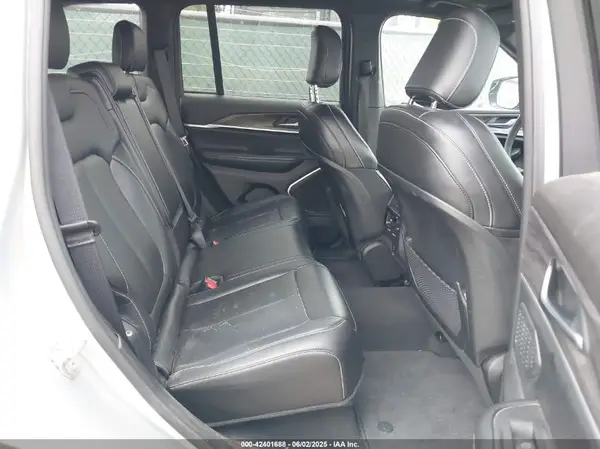 1C4RJYB69R8516697 2024 JEEP GRAND CHEROKEE - Image 8
