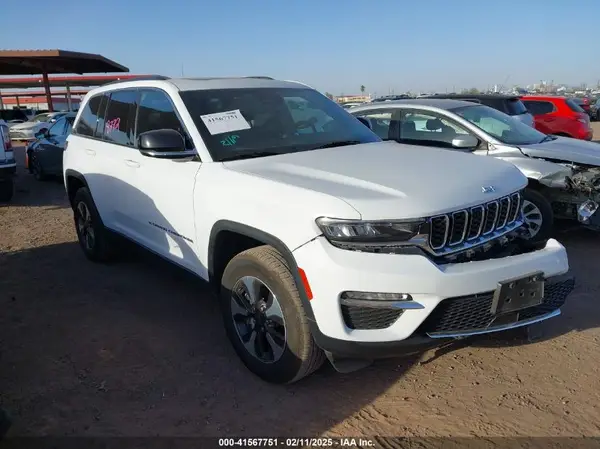 1C4RJYB69R8520605 2024 JEEP GRAND CHEROKEE - Image 1