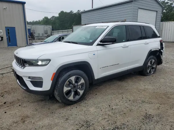 1C4RJYB69R8958900 2024 JEEP GRAND CHEROKEE - Image 1