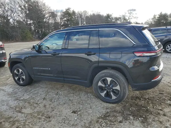 1C4RJYB69RC117575 2024 JEEP GRAND CHEROKEE - Image 2