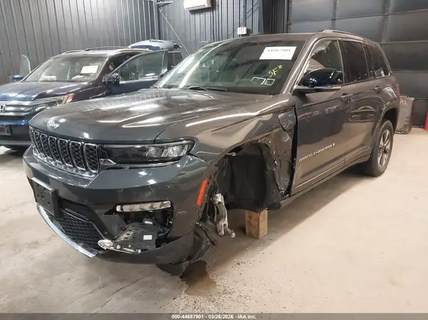 1C4RJYB69RC130889 2024 JEEP GRAND CHEROKEE - Image 2