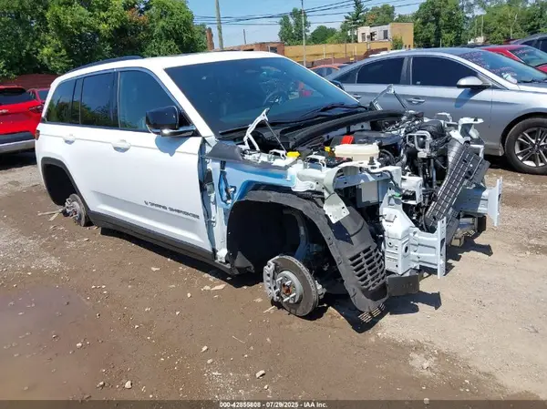 1C4RJYB69S8653631 2025 JEEP GRAND CHEROKEE - Image 1