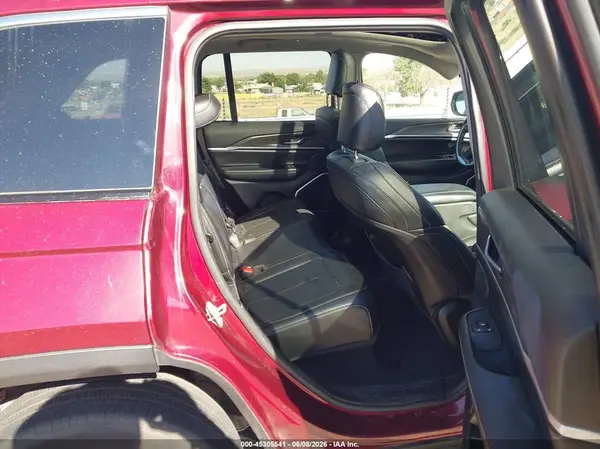 1C4RJYB6XPC633442 2023 JEEP GRAND CHEROKEE - Image 8