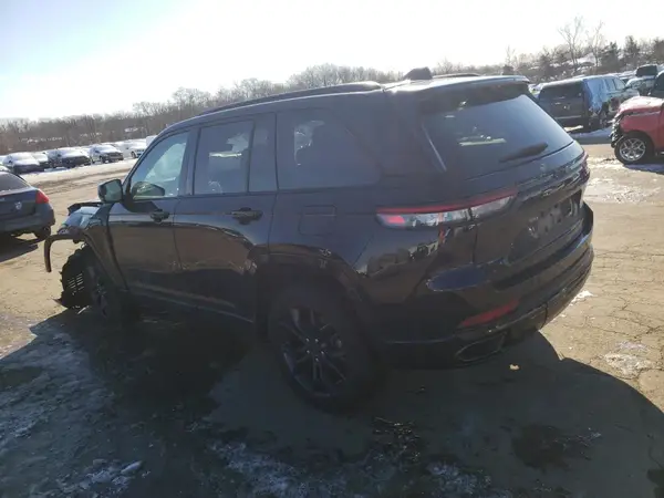 1C4RJYB6XR8955276 2024 JEEP GRAND CHEROKEE - Image 2