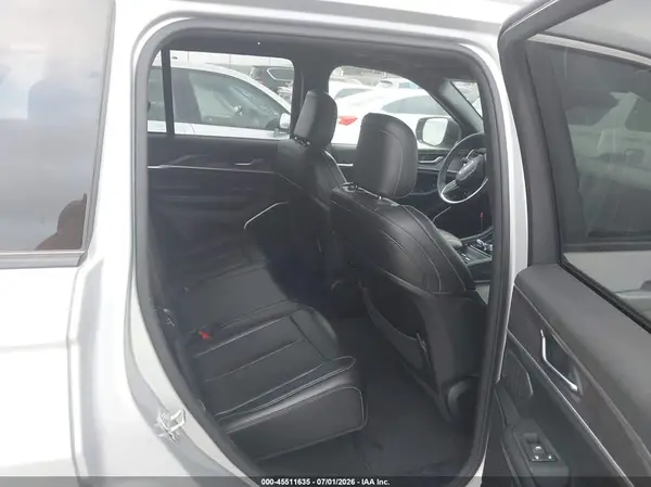 1C4RJYB6XRC116872 2024 JEEP GRAND CHEROKEE - Image 8