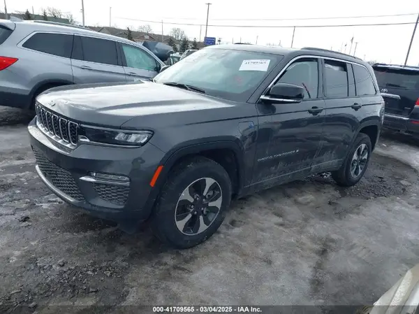 1C4RJYB6XRC117732 2024 JEEP GRAND CHEROKEE - Image 2