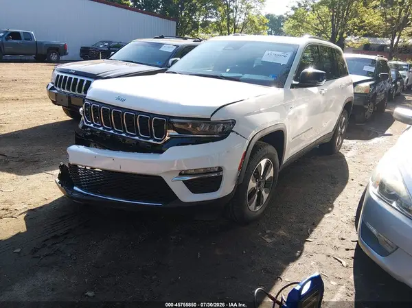 1C4RJYB6XRC129623 2024 JEEP GRAND CHEROKEE - Image 2