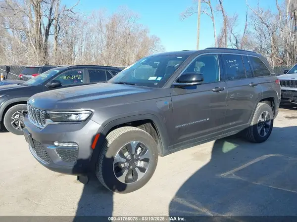 1C4RJYB6XRC158619 2024 JEEP GRAND CHEROKEE - Image 2