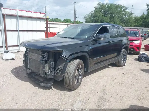 1C4RJYB6XRC181771 2024 JEEP GRAND CHEROKEE - Image 2