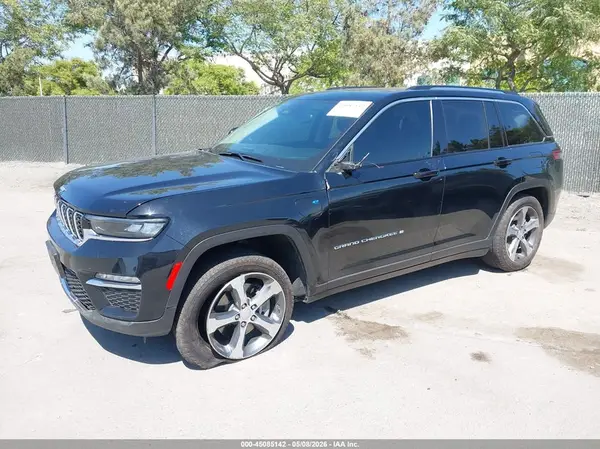1C4RJYB6XRC684927 2024 JEEP GRAND CHEROKEE - Image 2