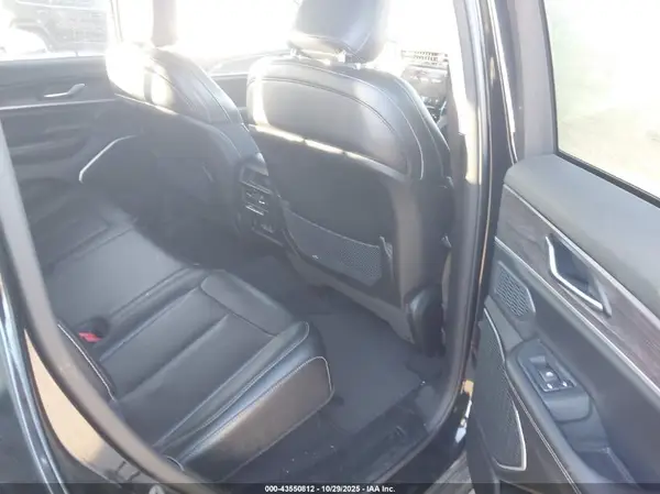 1C4RJYB6XRC710880 2024 JEEP GRAND CHEROKEE - Image 8