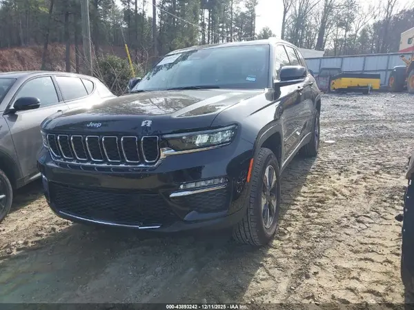 1C4RJYB6XS8700178 2025 JEEP GRAND CHEROKEE - Image 2