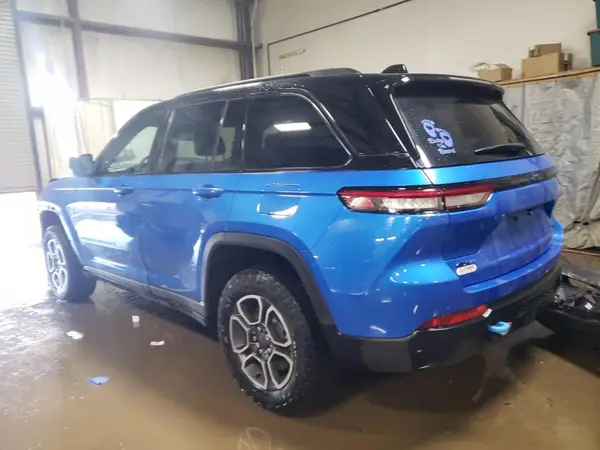 1C4RJYC61N8761647 2022 JEEP GRAND CHEROKEE - Image 2