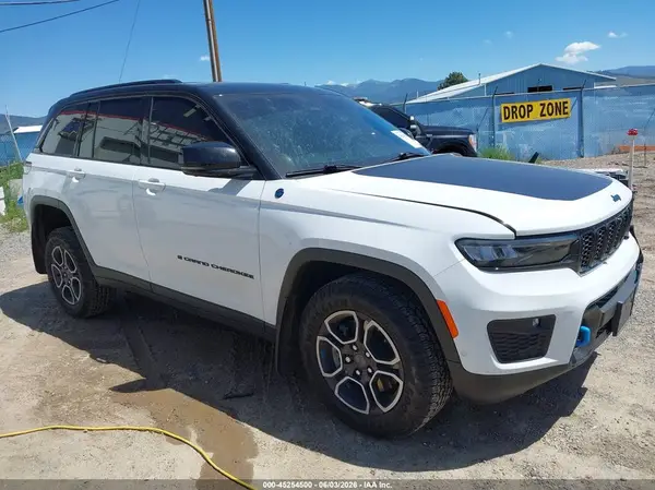 1C4RJYC62P8775138 2023 JEEP GRAND CHEROKEE - Image 1